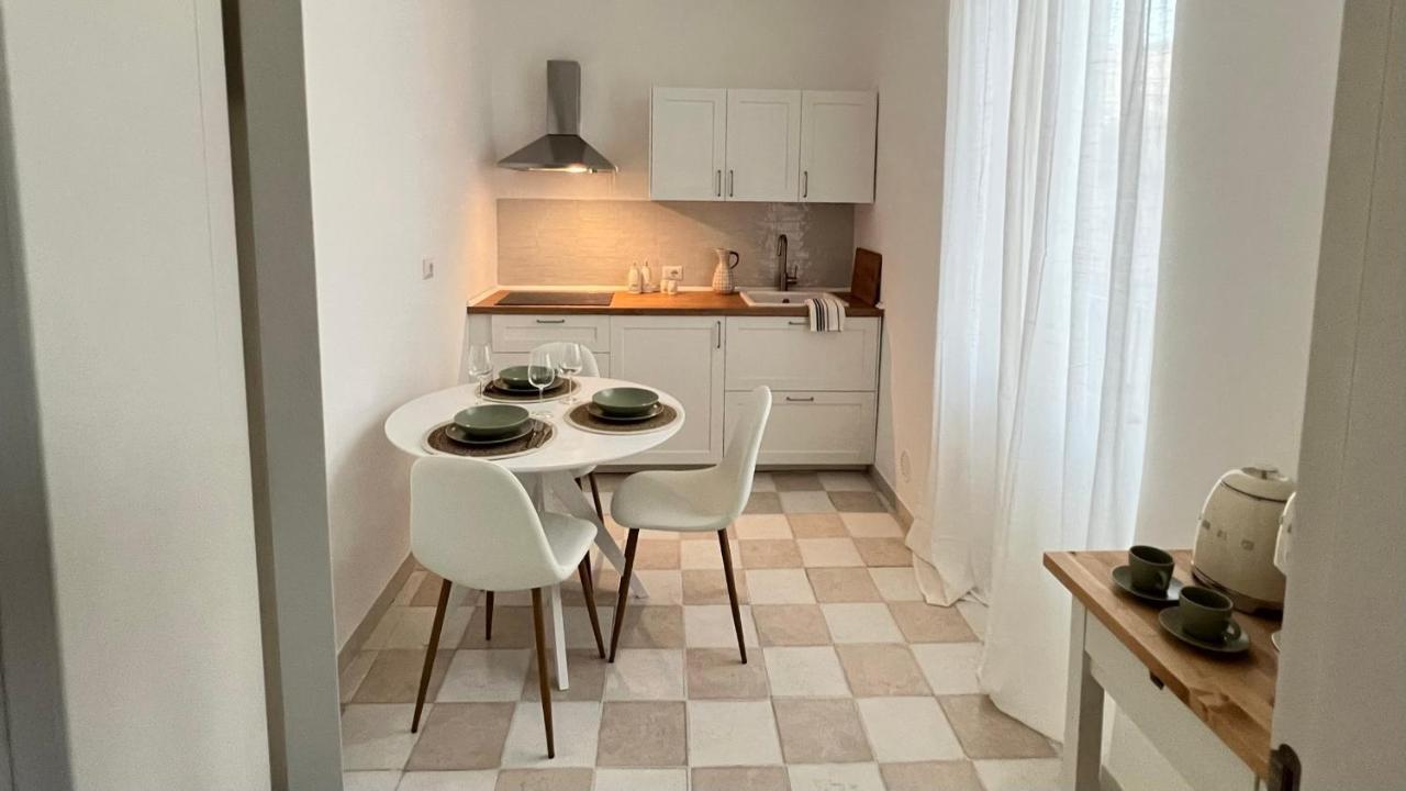 Com A Cas #2 - Feel At Home In The City Center Bari Extérieur photo